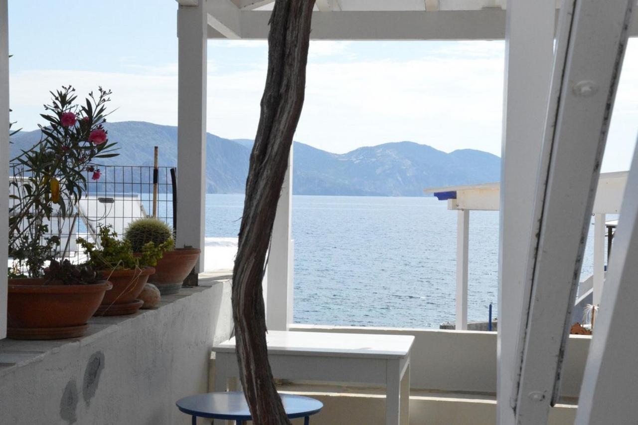 Thalassophile Eco House Villa Plaka  Exteriör bild